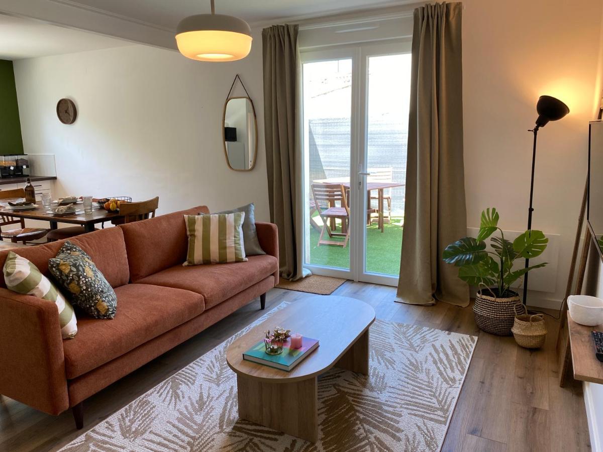 Le Cinquieme Villa Bressuire Dış mekan fotoğraf